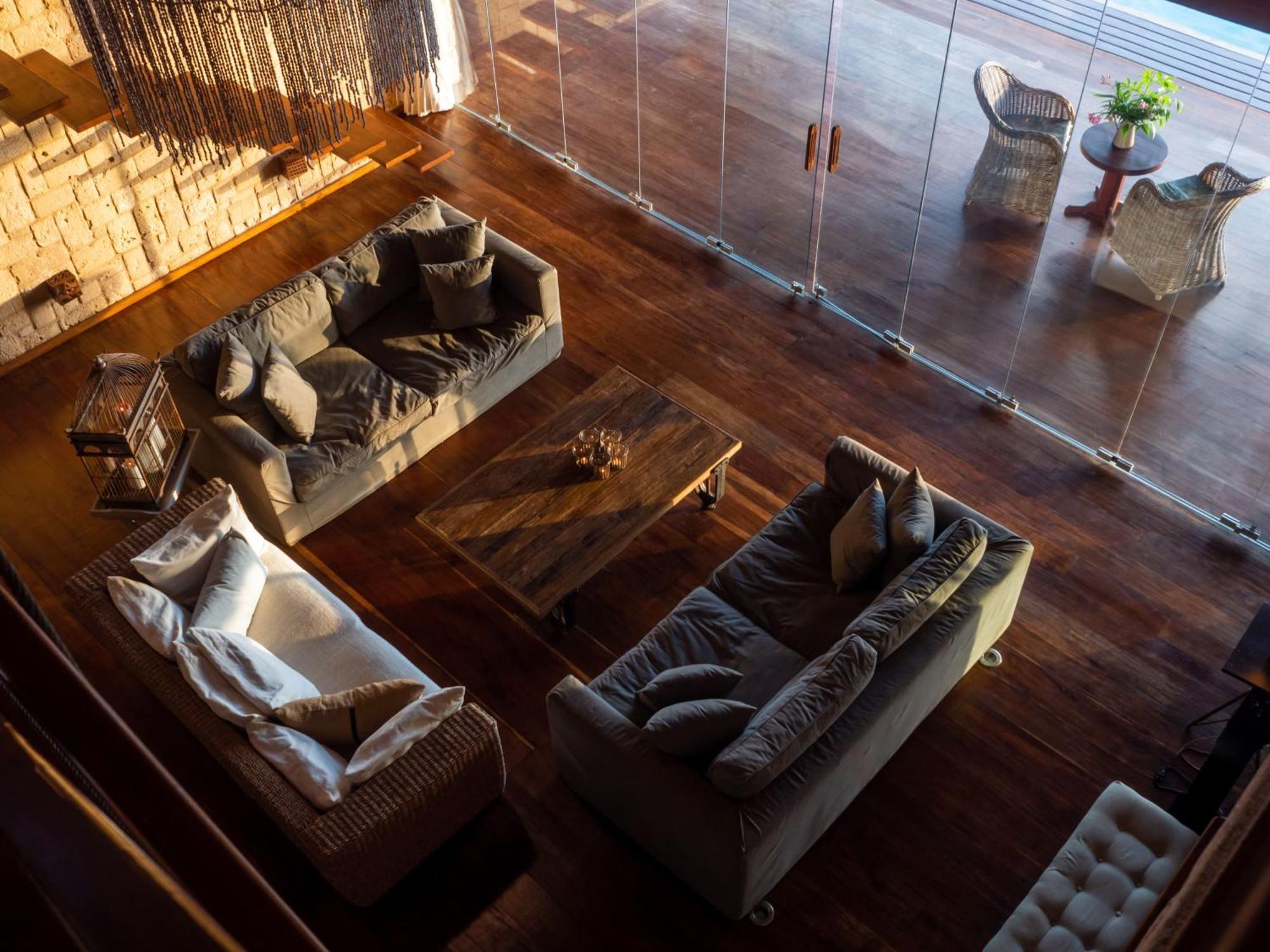 Bed and Breakfast Demeure De La Compagnie Generale Des Huiles Precieuses Ифати Экстерьер фото