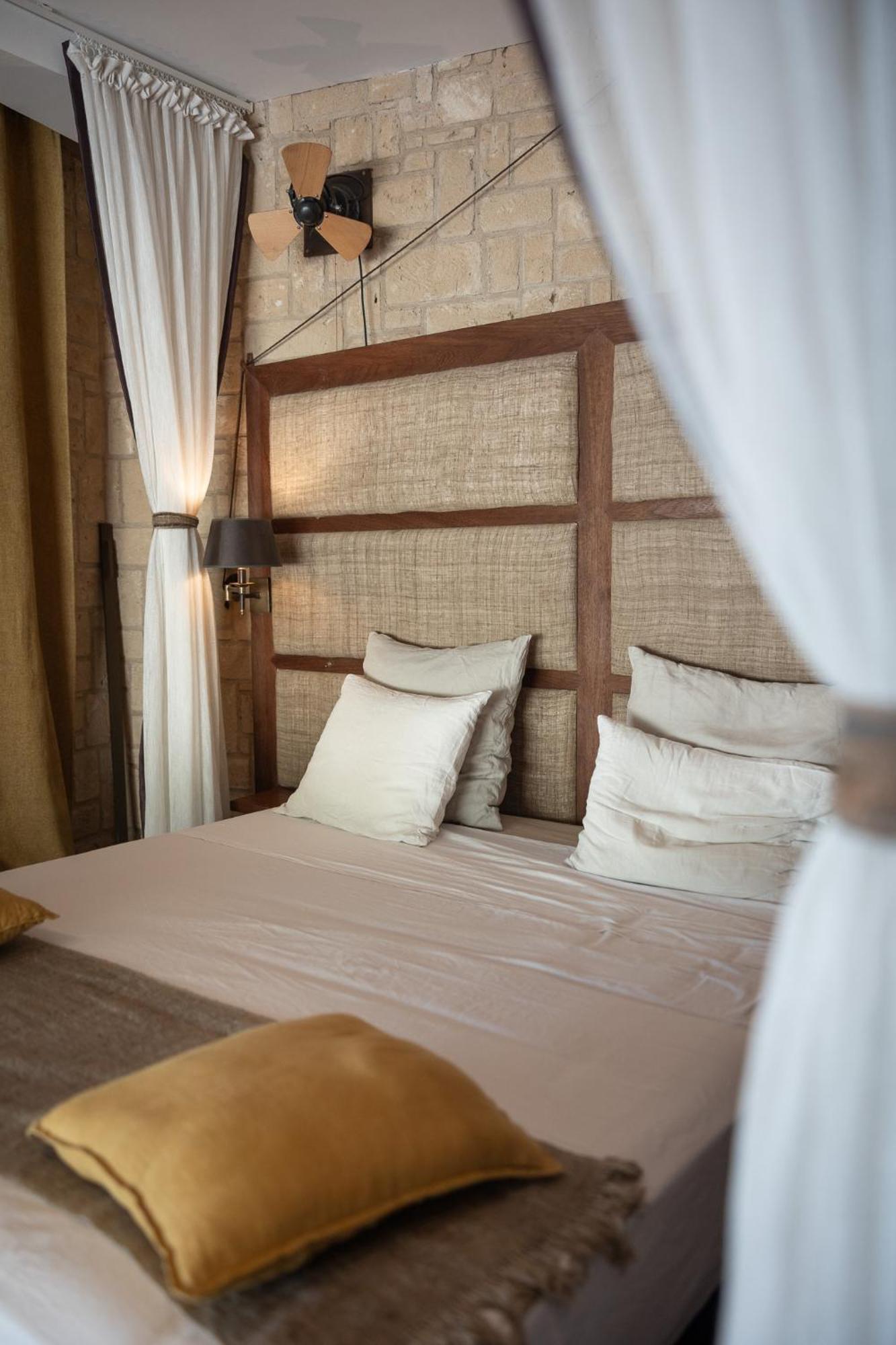 Bed and Breakfast Demeure De La Compagnie Generale Des Huiles Precieuses Ифати Экстерьер фото